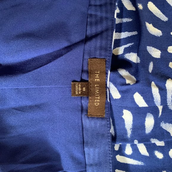 The Limited Lined Pencil skirt - Picture 2 of 4